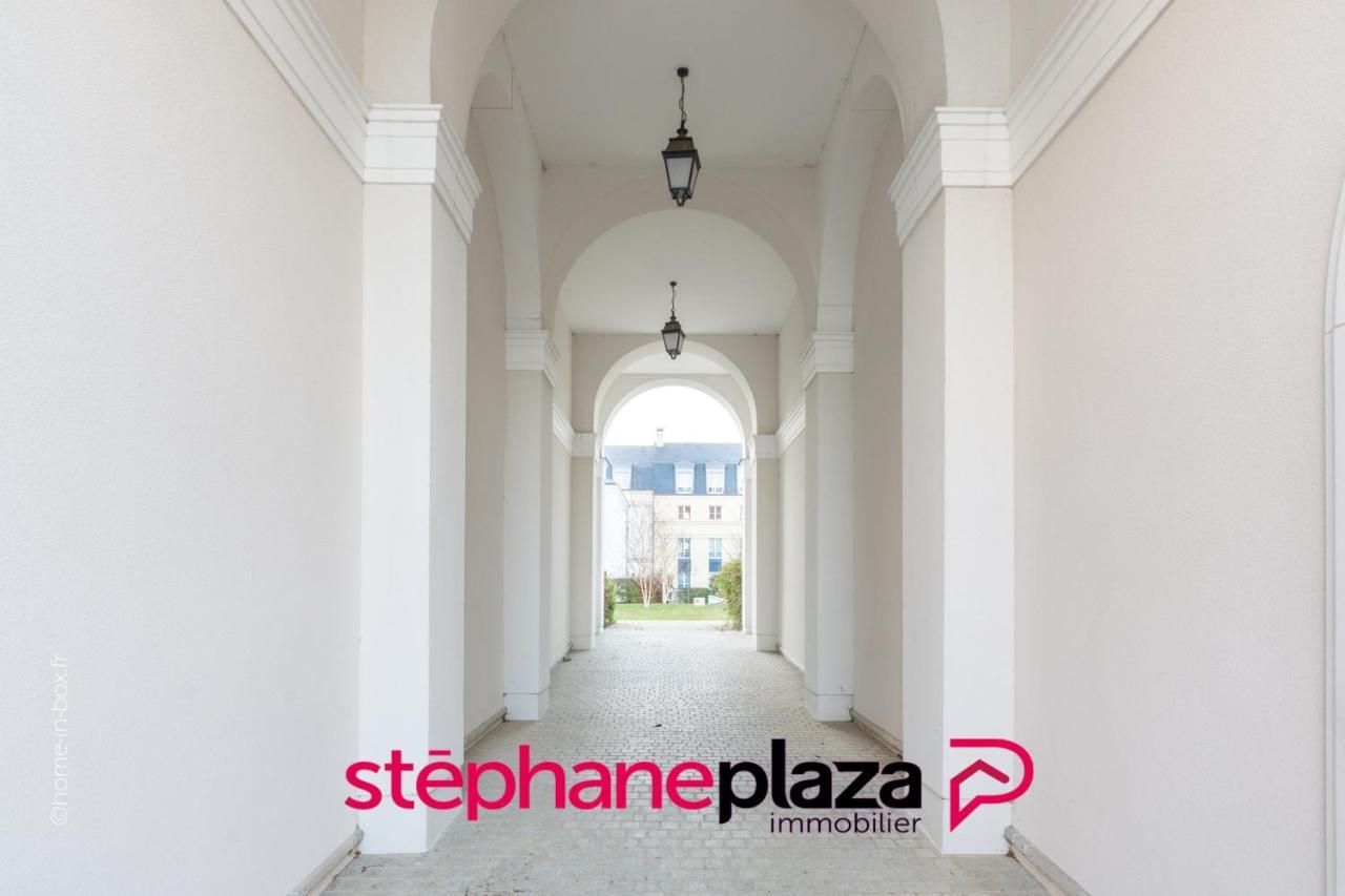 Plaza Scandinave 04 Serris Exterior photo